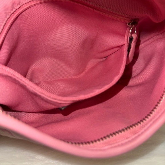 Coach Soho Optic Signature Small Hobo - Picture 9 of 12